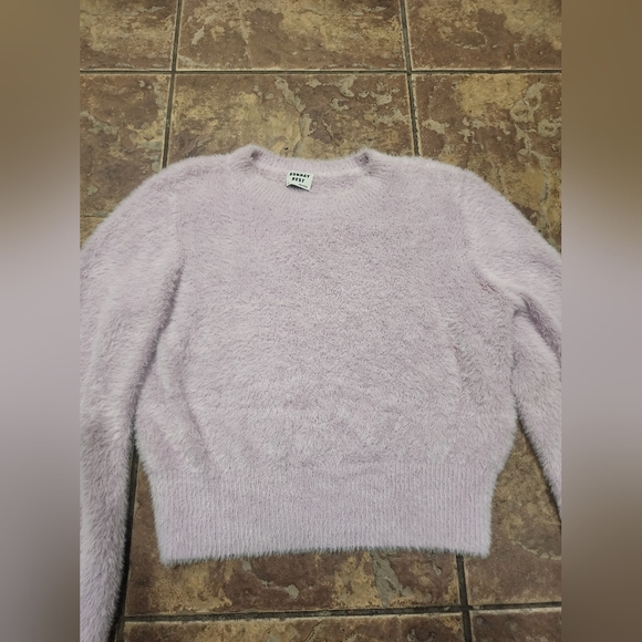 Like New Light Purple Sunday Best Fuzzy Cropped Pullover Sweater - Picture 2 of 13